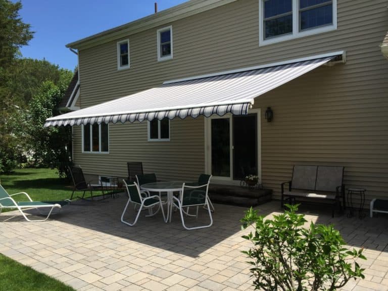 Factors Affecting Cost: How Much Are Retractable Awnings?
